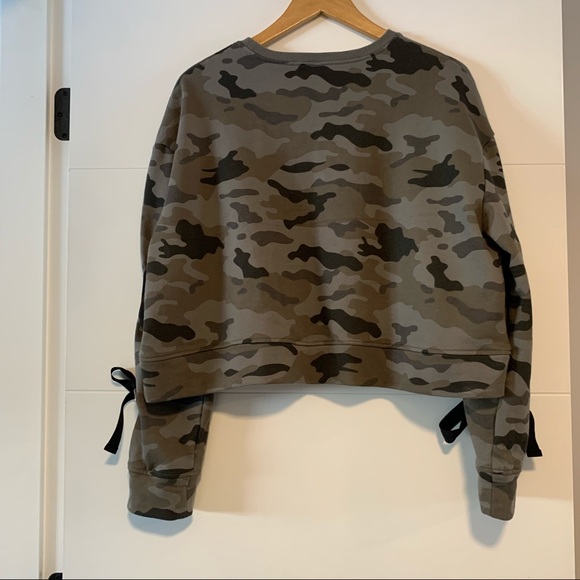 Design Lab | Camo Lace Up Sweatshirt - Picture 7 of 13